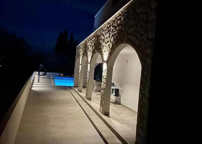 Anni فيلة Kremena