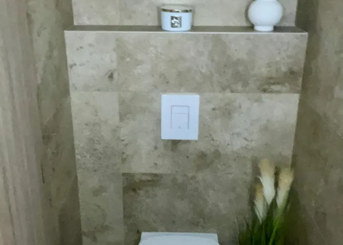 Anni فيلة Kremena